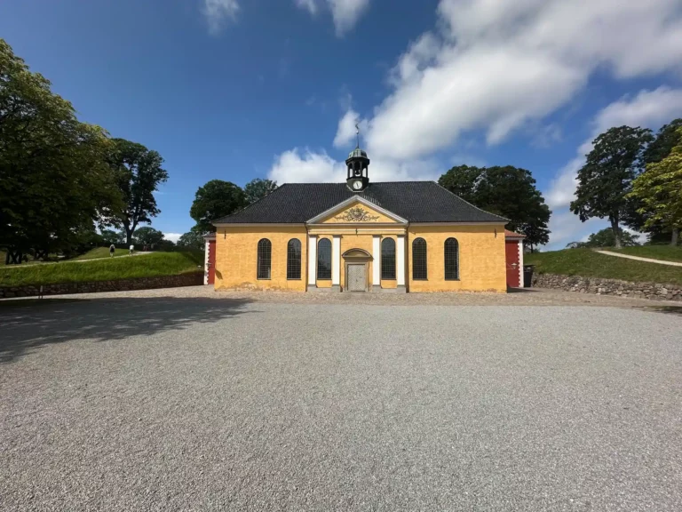 Kastelskirken på Østerbro til kirkelig begravelse eller bisættelse